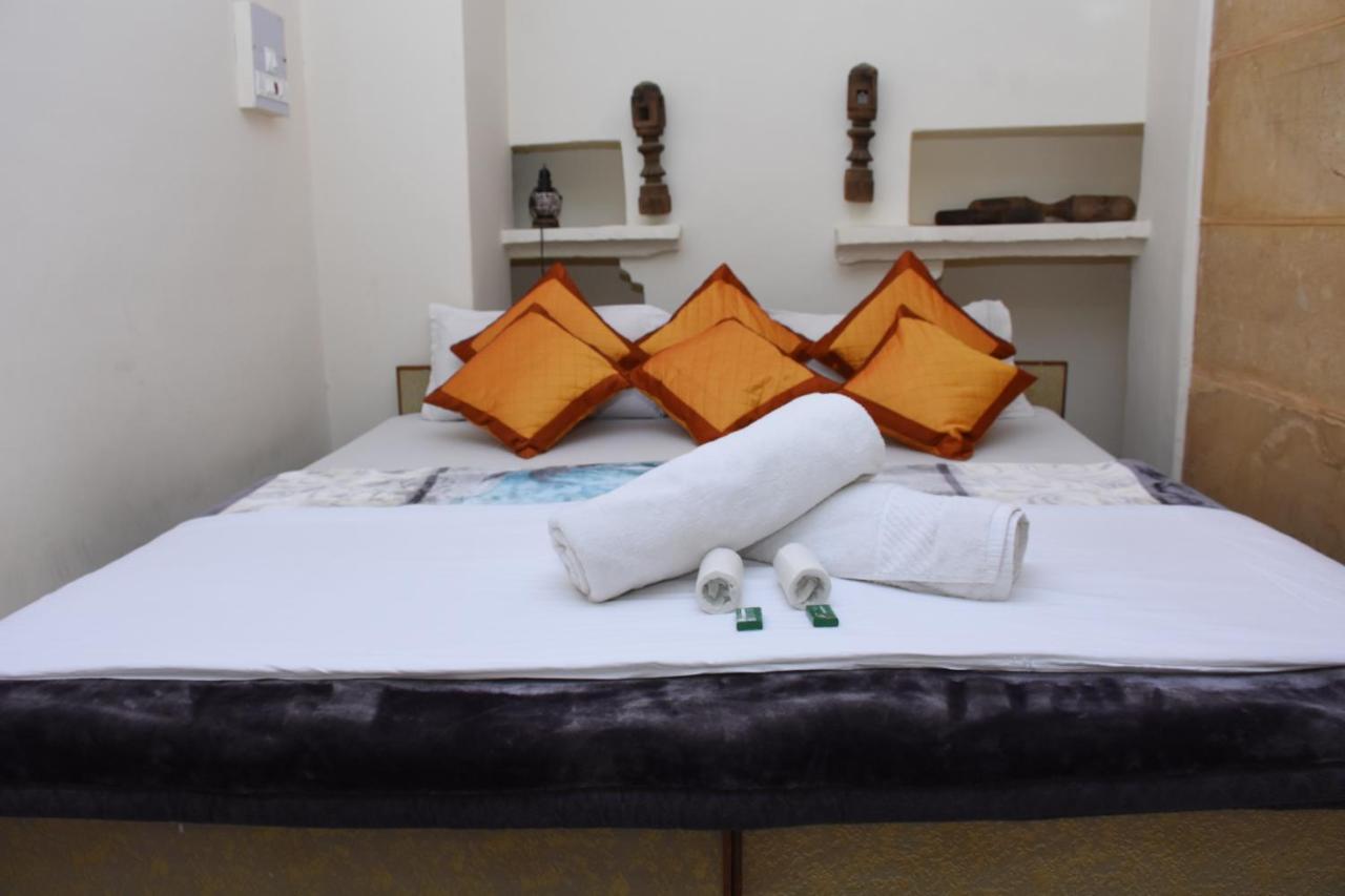 Rumi'S Home Stay Jaisalmer Esterno foto